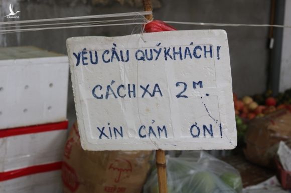 Cảnh người Hà Nội đi chợ ở 'vùng xanh' không cần giấy đi đường và phiếu - ảnh 8