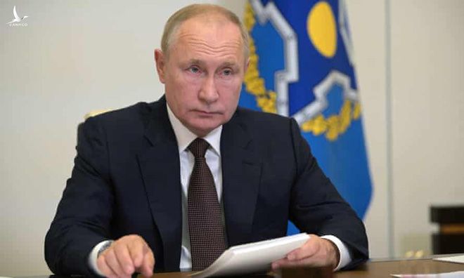 TT Putin: “Không phải chỉ một, hai người mà vài chục người thân cận của tôi đã nhiễm bệnh”