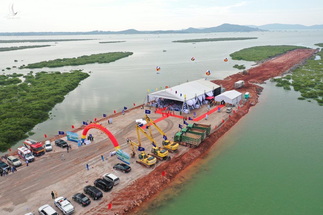 Khởi công hai dự án cảng biển và điện khí gần 50.000 tỷ đồng ở Quảng Ninh