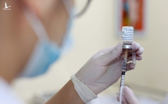 Bộ Y tế yêu cầu xử lý những cá nhân liên quan vụ tiêm nhầm vắc xin cho 18 trẻ tại Hà Nội