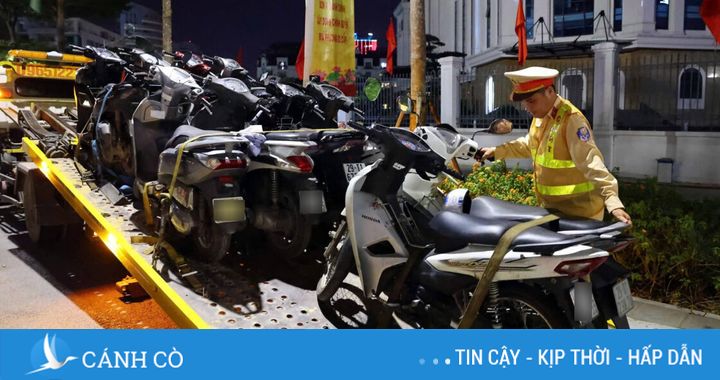 CSGT hóa trang ‘chỉ điểm’ hàng chục ‘ma men’ tự lái xe sau khi rời quán nhậu