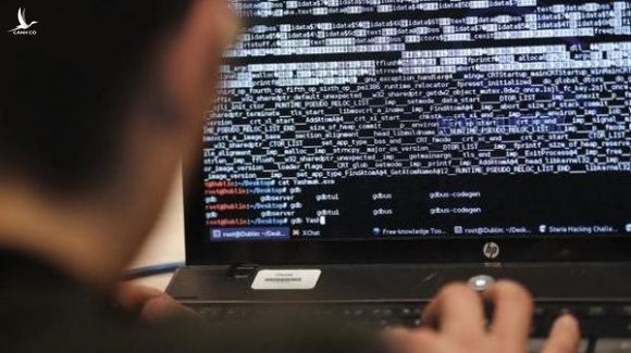 Tin tặc có nhiều phương pháp khác nhau để tấn công vào máy tính người dùng /// Ảnh: AFP