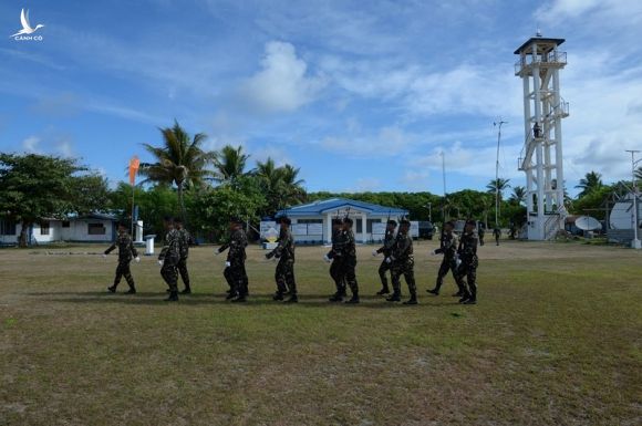 Philippines phản đối tàu Trung Quốc vây đảo Thị Tứ - ảnh 1