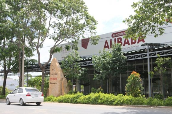 "Dự án ma" Alibaba Tân Thành Center City 1, nơi Công ty Alibaba đặt trụ sở để giao dịch với khách hàng  /// Ảnh: Nguyễn Long