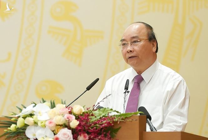 Thủ tướng Nguyễn Xuân Phúc chủ trì phiên họp trực tuyến Chính phủ với các địa phương 