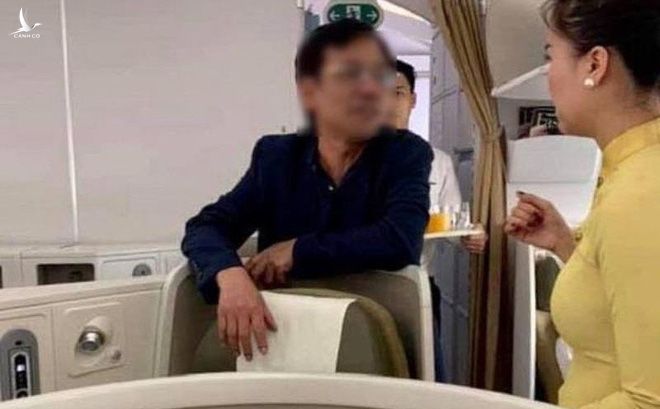 Khách thương gia bị tố sàm sỡ phụ nữ trên máy bay