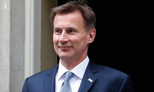 Ngoại trưởng Anh Jeremy Hunt sau cuộc họp tại Văn phòng Thủ tướng Anh ở số 10 phố Downing, London hôm 11/6. Ảnh: AP.