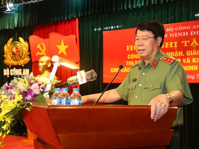Thứ trưởng Bùi Văn Nam phát biểu chỉ đạo tại Hội nghị.