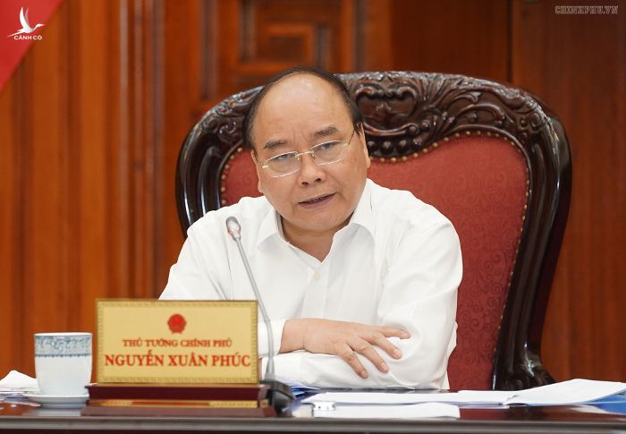 Thủ tướng Nguyễn Xuân Phúc chủ trì cuộc họp Thường trực Chính phủ 