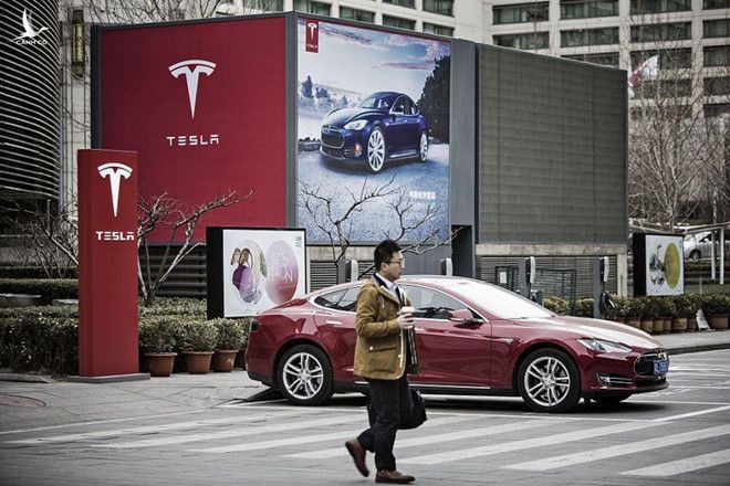 Một trạm sạc điện Tesla ở Bắc Kinh. Ảnh: CNBC.