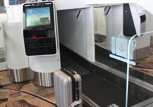 Một số sân bay như T4 Changi (Singapore) đã áp dụng công nghệ gửi hành lý tự động. Ảnh: Đoàn Loan.  