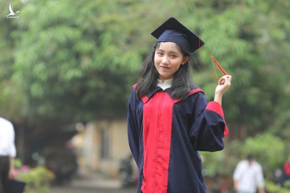 Nữ sinh Phú Thọ là thủ khoa có điểm xét tuyển đại học cao nhất cả nước  - Ảnh 1.