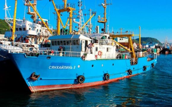 Triều Tiên bắt giữ tàu đánh cá Nga, thủy thủ bị "giam" trên tàu, có cả người Hàn Quốc