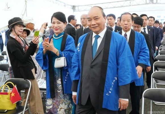Thủ tướng mượn ca dao về hoa sen để nói tình thân sâu sắc Việt - Nhật - 1