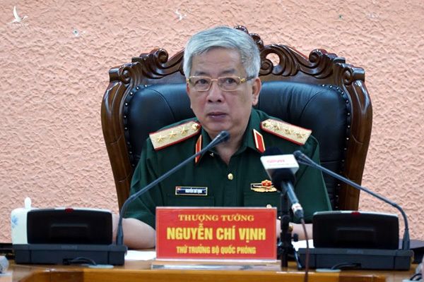 Thượng tướng Nguyễn Chí Vịnh Thứ trưởng Bộ Quốc phòng chủ trì hội nghị