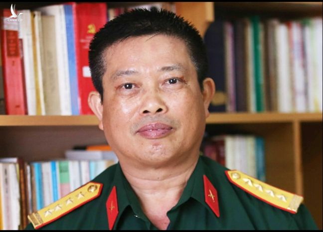 Đại tá Vũ Hồng Khanh 