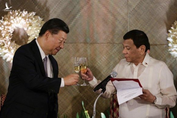 Ong Duterte den Bac Kinh, hua se cam theo phan quyet nam 2016 cua PCA hinh anh 1 
