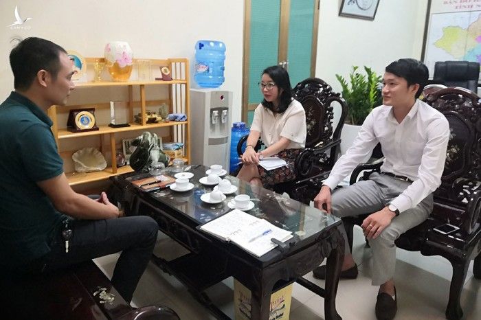 Bà Nguyễn Thị Thơm giải thích về quy định quy hoạch lãnh đạo tại Tỉnh đoàn Nghệ An.  