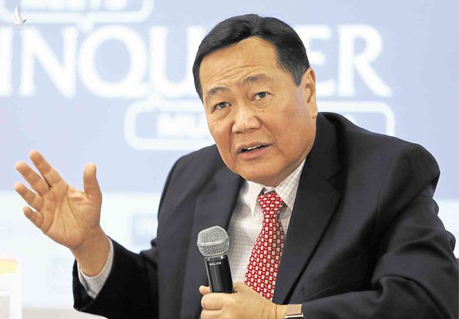 Phó chánh án Tòa án tối cao Philippines Antonio Carpio