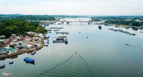 Canh tan hoang noi chay tau chua 30.000 lit dau hinh anh 3