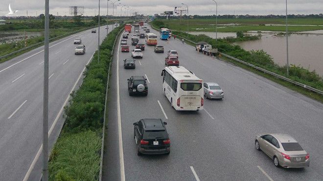 Dự án Cầu Giẽ - Ninh Bình, đoạn tuyến cao tốc do doanh nghiệp trong nước là Tổng công ty đầu tư phát triển đường cao tốc VN - VEC thực hiện.