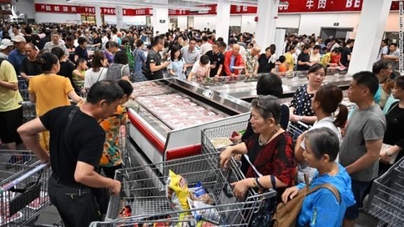 Ngay khai truong 'dien ro' cua sieu thi Costco tai Trung Quoc hinh anh 3 