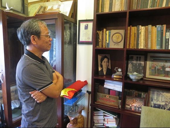 Cuốn sổ tang Bác Hồ của cố Bộ trưởng Tạ Quang Bửu