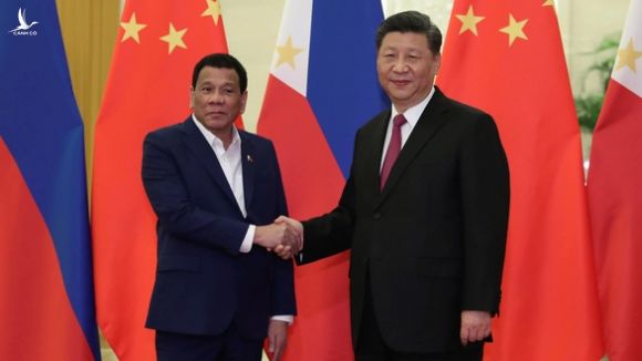 Tổng thống Duterte thăm Trung Quốc: tâm điểm là khai thác dầu khí ở Biển Đông - Ảnh 1.