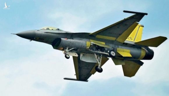 Đối đầu F-16V Đài Loan, Su-35 Trung Quốc liệu có nếm trái đắng? - Ảnh 3.