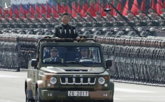 TQ tổ chức duyệt binh cực lớn dịp Quốc khánh, khoe vũ khí mới, mời cảnh sát Hồng Kông đến Bắc Kinh