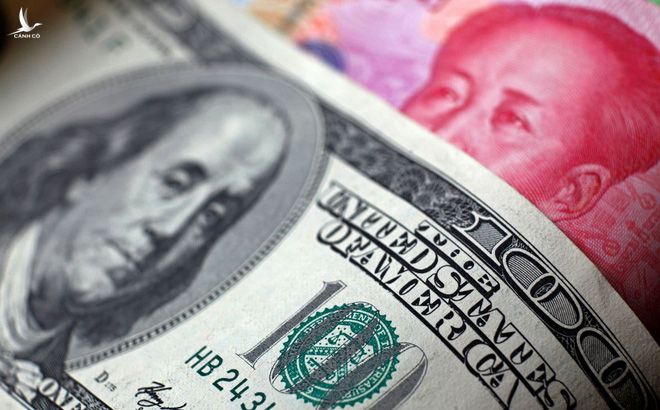 Đồng đô la Mỹ và đồng Nhân dân tệ.