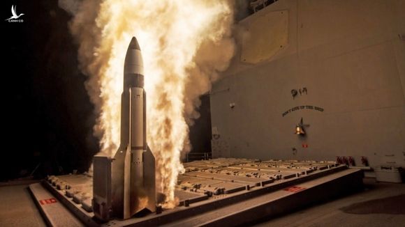 Nhật mua thêm của Mỹ hơn 70 tên lửa phòng không tối tân nhất - Ảnh 1.