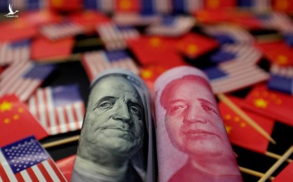 Mỹ chính thức liệt TQ vào danh sách thao túng tiền tệ, Bắc Kinh tuyên bố ngừng mua nông sản: Thương chiến sục sôi