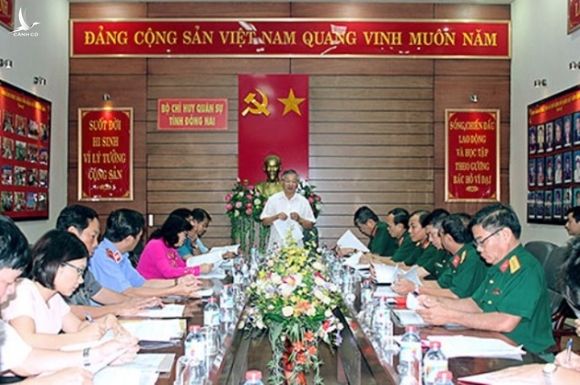 Canh cao mot si quan Dong Nai vi khai ly lich khong trung thuc hinh anh 1