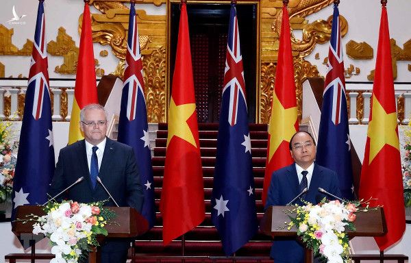 Thủ tướng Chính phủ Nguyễn Xuân Phúc và Thủ tướng Australia Scott Morrison tổ chức họp báo sau hội đàm.