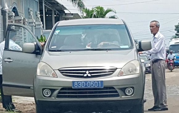 'Rut kinh nghiem' vu lay xe cong di dam cuoi con Truong doan DBQH hinh anh 2