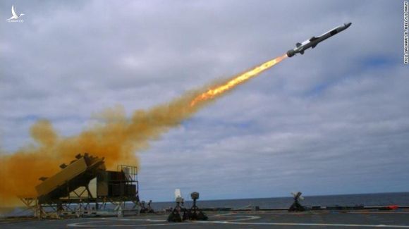 Mỹ tung tên lửa mới có thể làm “dậy sóng” biển Đông - Ảnh 1.