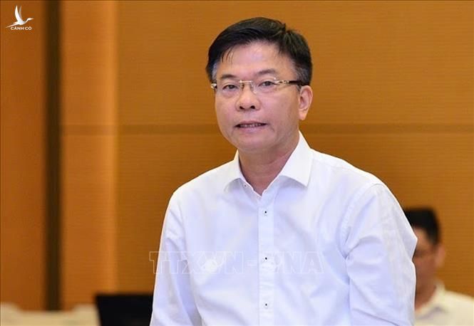 Bộ trưởng Bộ Tư pháp Lê Thành Long phát biểu ý kiến. Ảnh: Dương Giang/TTXVN 