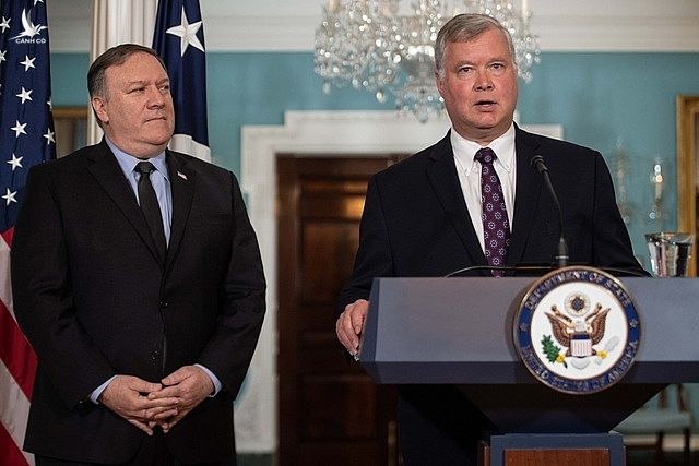Đặc phái viên Mỹ về Triều Tiên Stephen Biegun (phải) được xem là ứng viên sáng giá. Ảnh: AFP. 