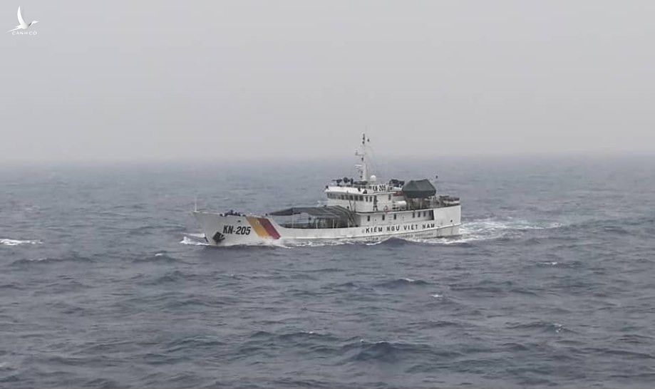tàu KN-205 của Kiểm ngư Việt Nam
