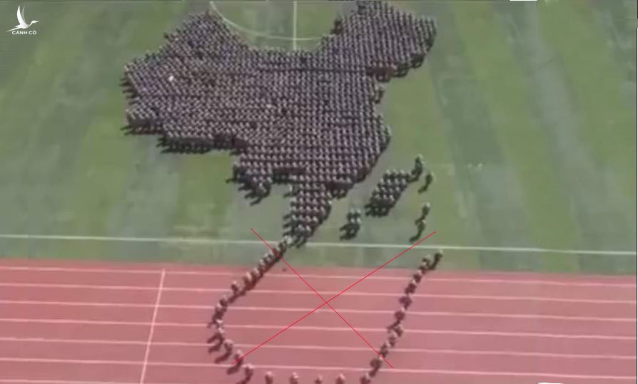 Lễ tổng duyệt 70 năm quốc khánh Trung Quốc có xếp hình đường Lưỡi bò ?