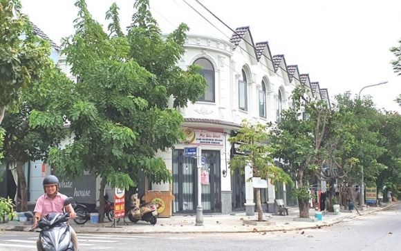 Bà Nguyễn Thanh Huyền đã cho thuê mỗi căn hộ với giá 2,2 triệu đồng /// Ảnh: S.X