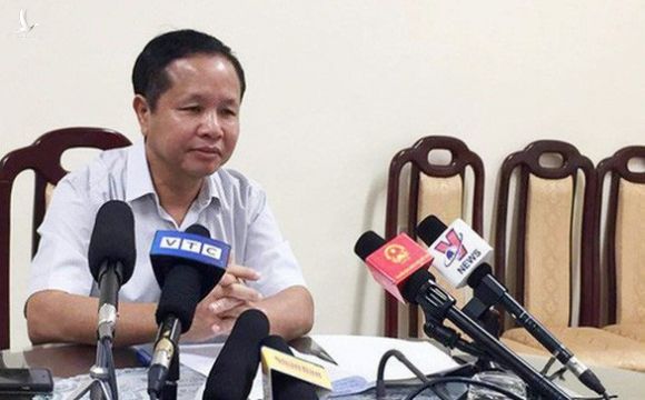 Xem xét kỷ luật giám đốc sở GD-ĐT hai tỉnh Hòa Bình, Hà Giang liên quan gian lận thi - Ảnh 1.