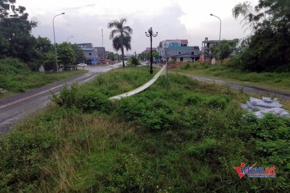 Giải ngân 10 tỷ, đường 2km 13 năm vẫn ngổn ngang ở Vĩnh Phúc