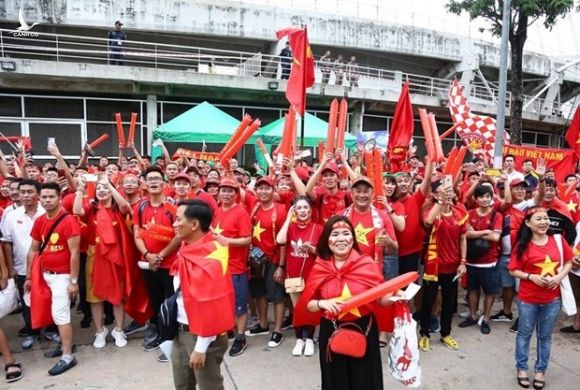 Truc tiep Thai Lan-Viet Nam 0-0: Cong bo doi hinh ra san hinh anh 5