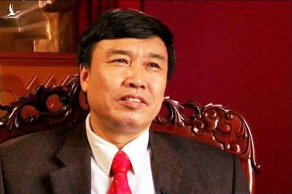 Cựu Thứ trưởng Bộ LĐ-TB&XH Lê Bạch Hồng cùng đồng phạm hầu tòa