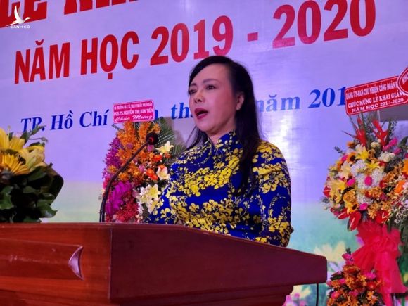 Bộ trưởng Nguyễn Thị Kim Tiến phát biểu trong lễ khai giảng /// Hà Ánh