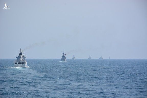 Tàu Hải quân Việt Nam hoàn thành tốt các khoa mục Diễn tập AUMX - Ảnh 4.