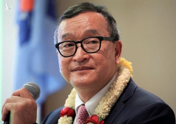 Cựu lãnh đạo đảng đối lập Cứu nguy dân tộc (CNRP) Sam Rainsy /// Reuters