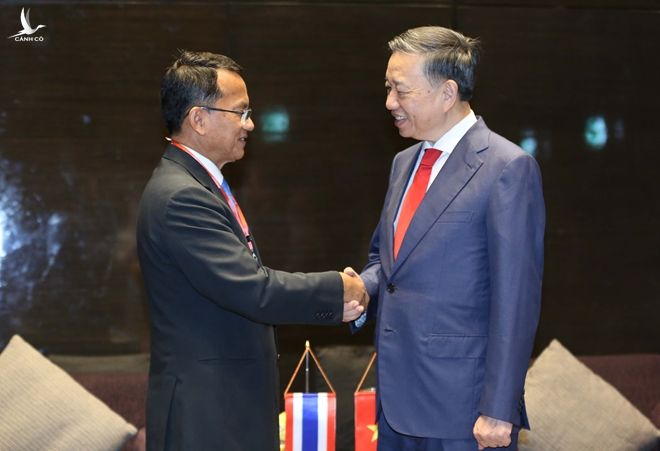 Ngài Somsak Thepsutin, Bộ trưởng Tư pháp Thái Lan cam kết cùng Bộ trưởng Tô Lâm chung tay đẩy lùi ma túy